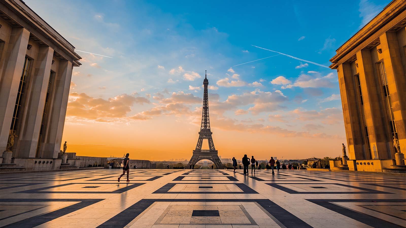 eiffel tower with sunset